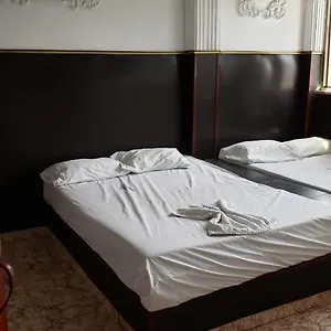apartahotel-noches-de-luna.cali-hotels.com/
